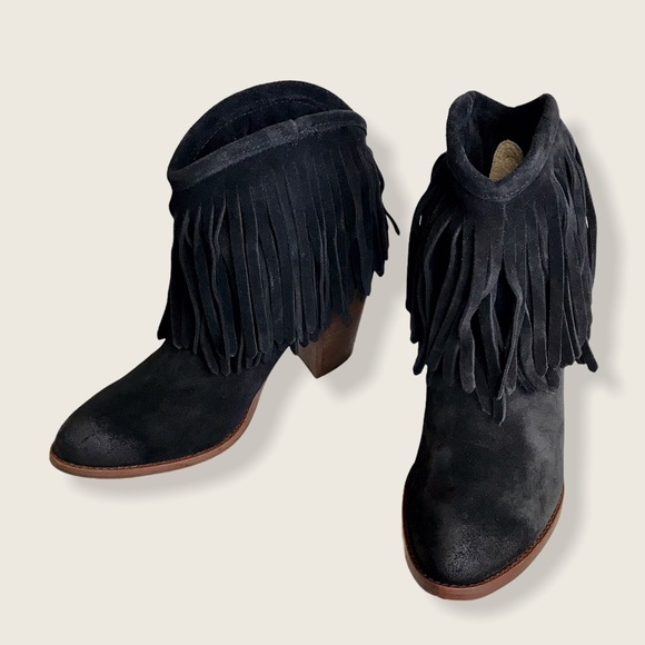Bohemian Frye Ilana Fringe Short Cute Ankle Bootie - Picture 7 of 16